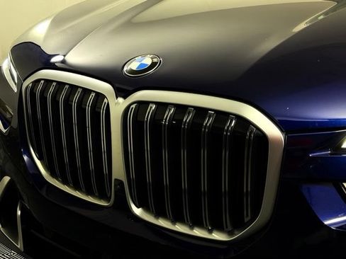 Used 2024 BMW X7 xDrive40i w/ Executive Package AWD/4WD image 13