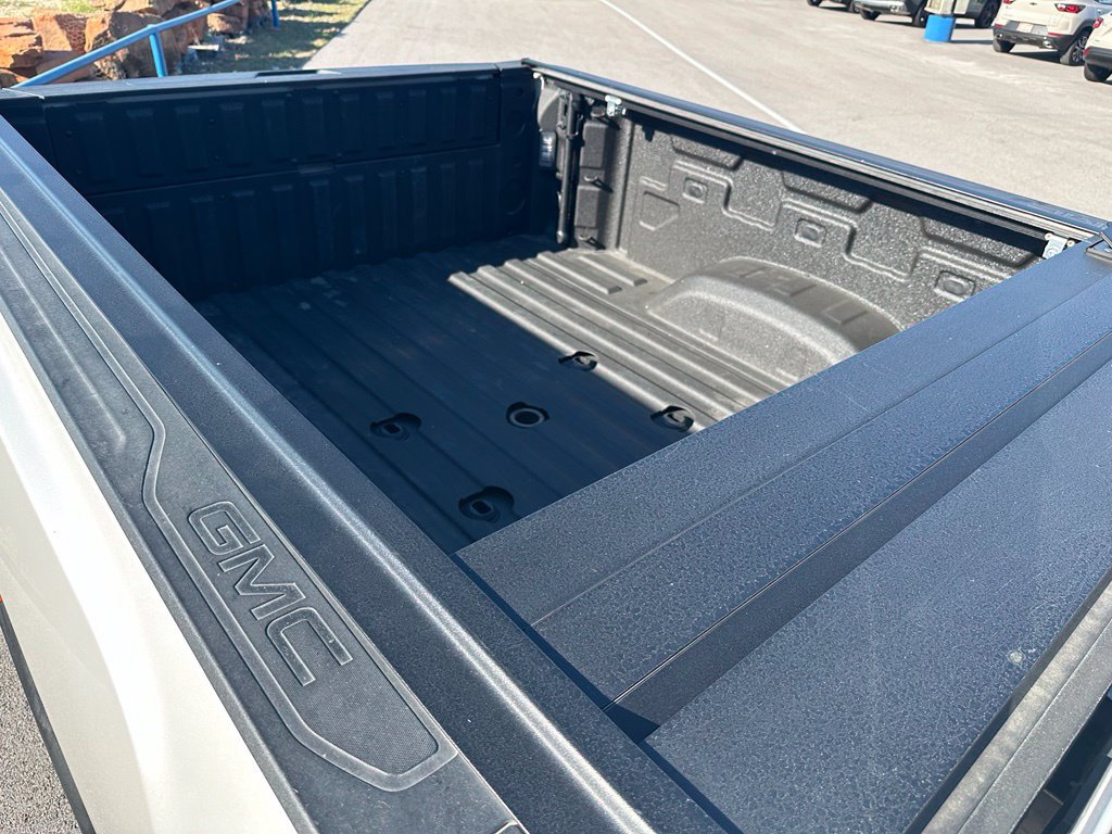 Used 2024 GMC Sierra 2500 Denali Ultimate AWD/4WD image 17