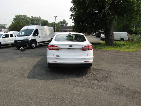 Used 2019 Ford Fusion S FWD image 6