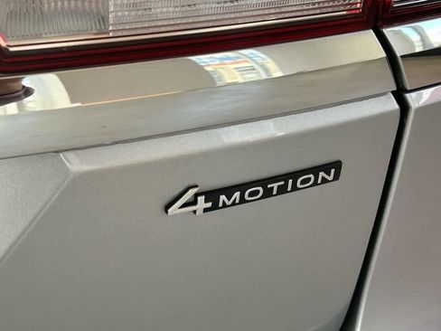 Certified 2023 Volkswagen Atlas SEL image 18