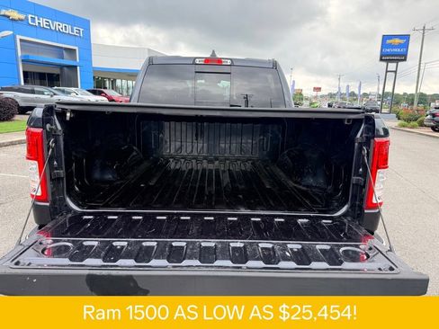 Used 2019 RAM 1500 Big Horn RWD image 10