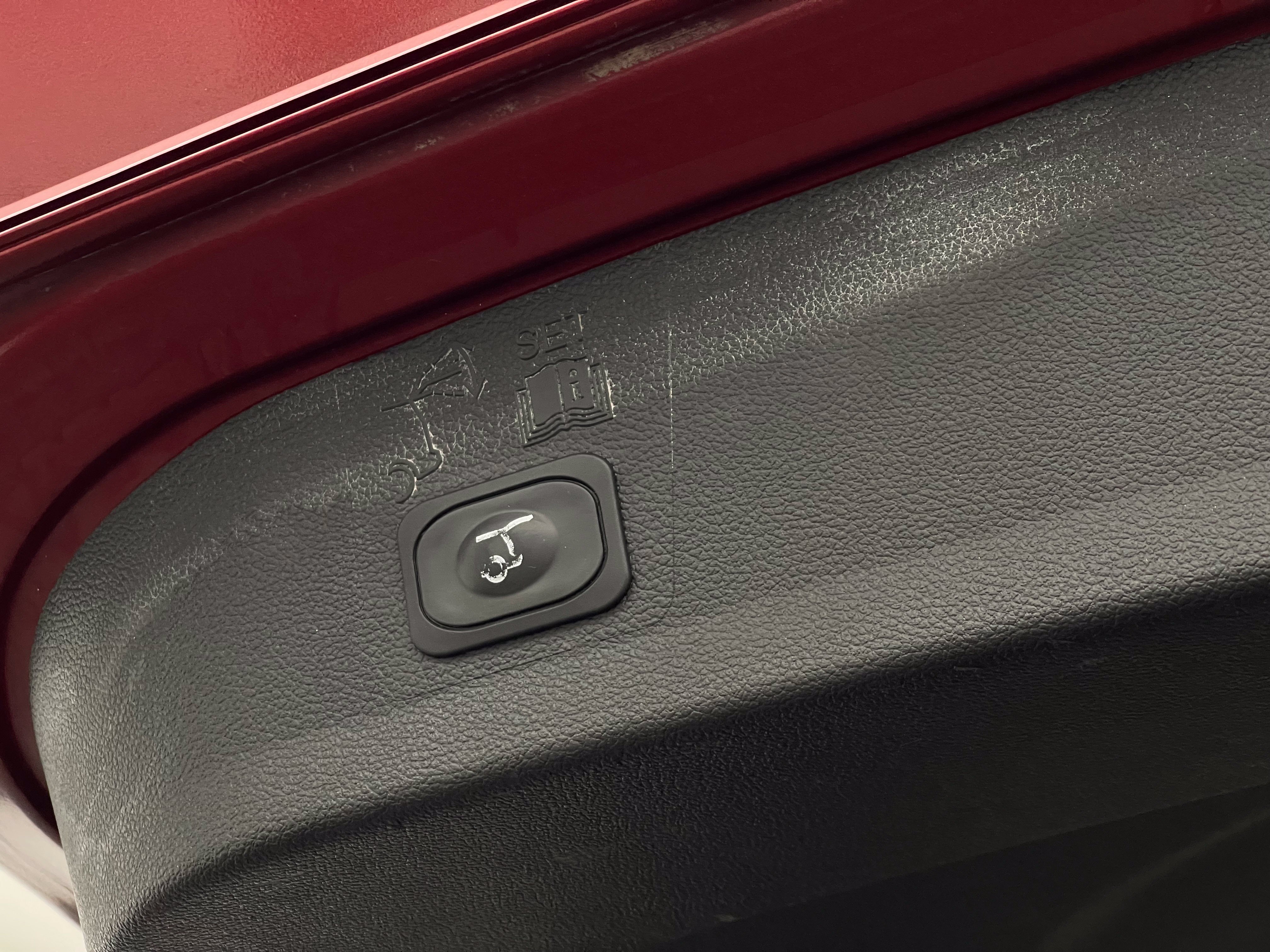 Used 2019 Ford Escape SEL AWD/4WD image 11