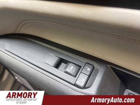 Used 2022 Jeep Compass Limited image 37