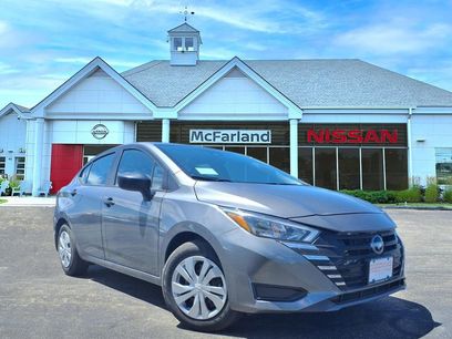 New 2025 Nissan Versa S w/ Trunk Package