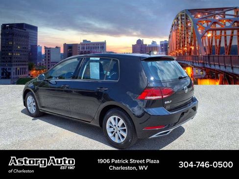 Used 2018 Volkswagen Golf S FWD image 5