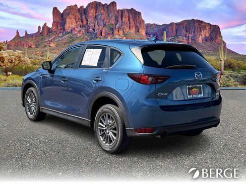 Used 2017 MAZDA CX-5 Touring image 4
