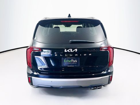 Used 2025 Kia Telluride S FWD image 7