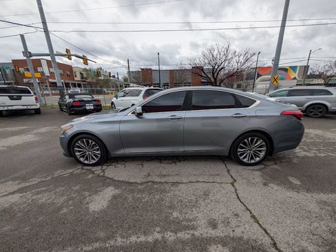 Used 2015 Hyundai Genesis 3.8 w/ Option Group 02 image 9