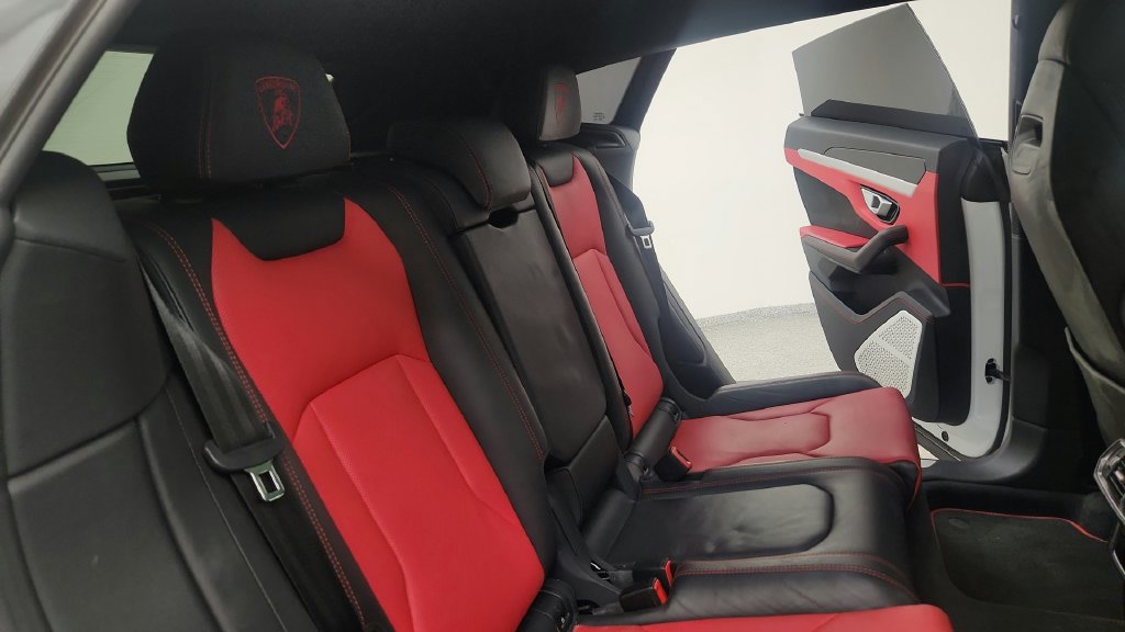 Used 2020 Lamborghini Urus AWD/4WD image 57