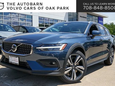 New 2026 Volvo V60 B5 Cross Country Plus w/ Climate Package AWD/4WD image 1