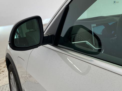 New 2026 BMW X5 xDrive50e w/ Climate Comfort Package image 22