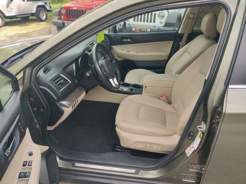 Used 2016 Subaru Outback 3.6R Limited AWD/4WD image 12