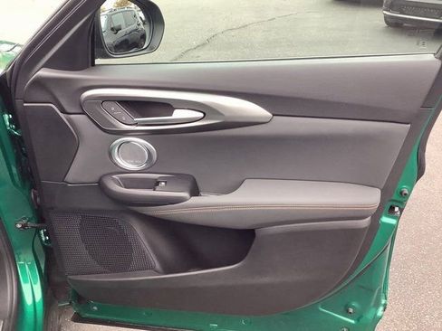 Used 2025 Alfa Romeo Tonale w/ Premium Package image 38