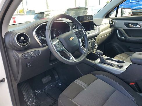 New 2025 Chevrolet Blazer LT image 9