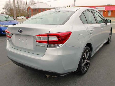 Used 2021 Subaru Impreza Premium image 6