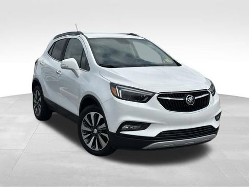 Used 2017 Buick Encore Essence FWD image 1