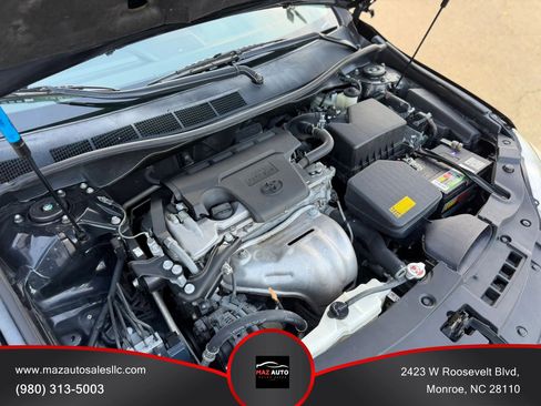 Used 2015 Toyota Camry SE image 18