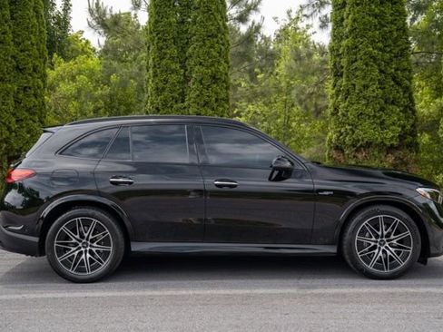 Used 2025 Mercedes-Benz GLC 43 AMG 4MATIC image 11
