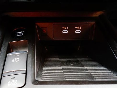 Certified 2025 Nissan Kicks SR AWD/4WD image 20