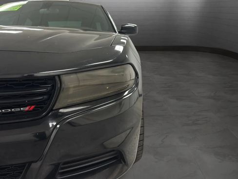 Used 2020 Dodge Charger SXT w/ Leather Interior Group RWD image 24