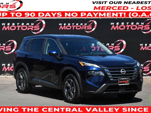 Used 2025 Nissan Rogue SV FWD image 1
