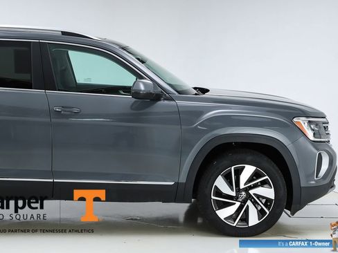 Used 2025 Volkswagen Atlas SEL image 52
