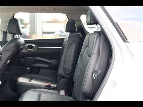 Used 2025 Kia Sorento X-Line EX image 15