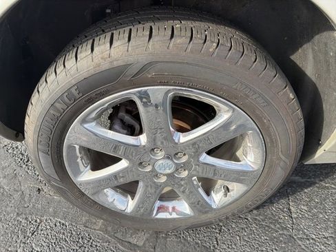 Used 2018 Buick Encore Premium w/ Experience Buick Package image 28