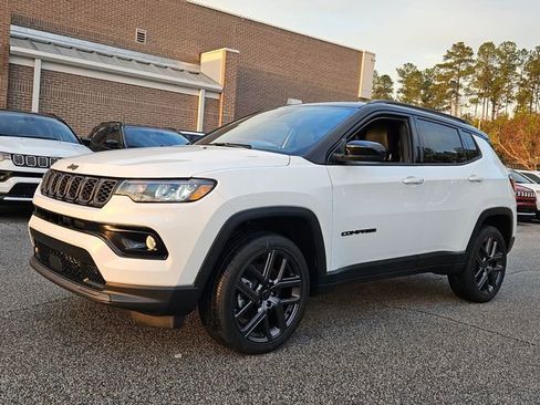 New 2026 Jeep Compass Limited image 3