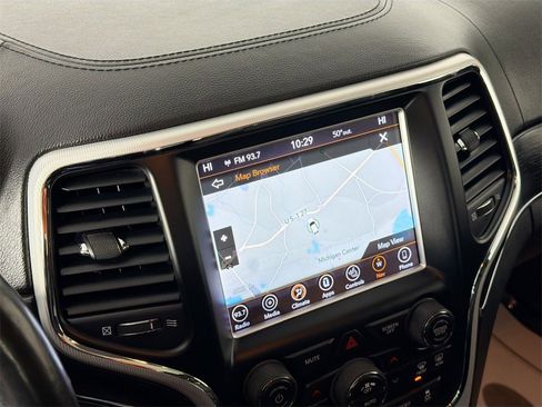 Used 2018 Jeep Grand Cherokee Summit image 14
