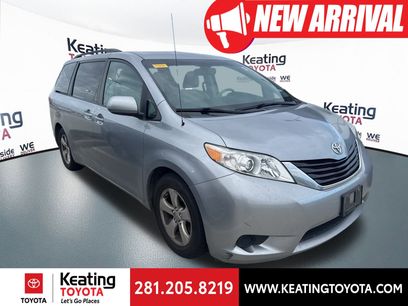 Used 2013 Toyota Sienna LE