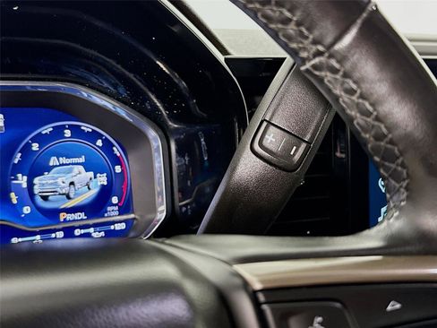 Used 2024 Chevrolet Silverado 3500 High Country w/ High Country Premium Package image 16