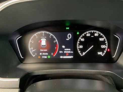 Certified 2025 Honda Pilot EX-L image 9