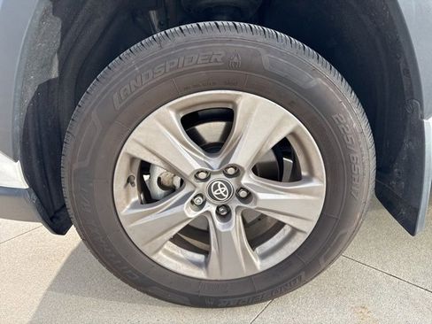 Used 2024 Toyota RAV4 XLE image 11