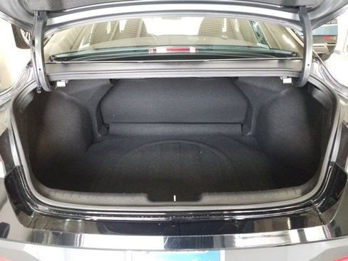 Used 2025 Hyundai Elantra Hybrid FWD image 14