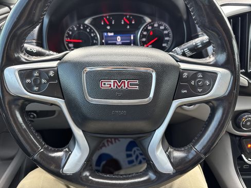 Used 2020 GMC Terrain SLE w/ LPO, Floor Liner Package image 28