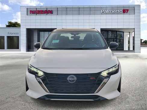 New 2025 Nissan Sentra SR image 2