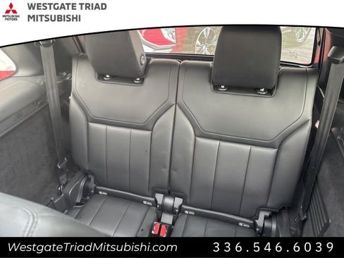 Used 2019 Land Rover Discovery HSE image 27