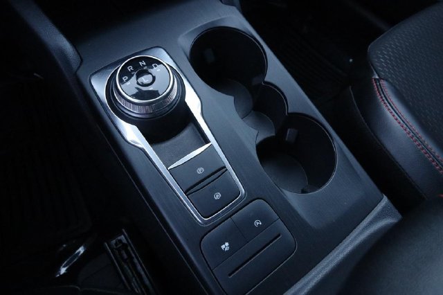 Certified 2025 Ford Escape ST-Line AWD/4WD image 20