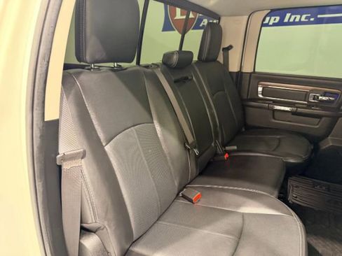Used 2018 RAM 1500 Laramie w/ Convenience Group AWD/4WD image 36