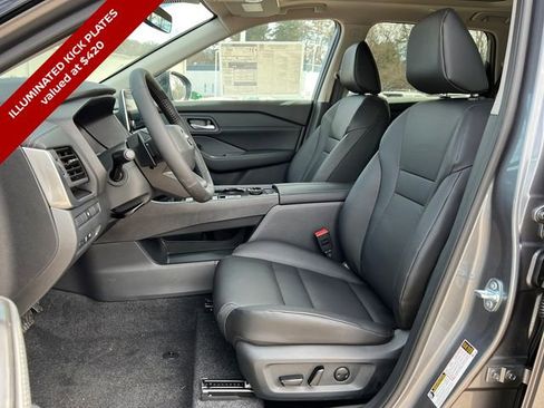 New 2026 Nissan Rogue SV image 4