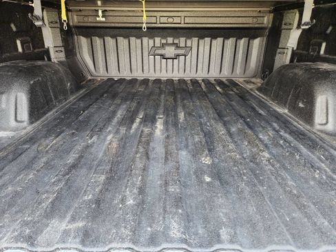 Certified 2021 Chevrolet Silverado 1500 LTZ AWD/4WD image 31