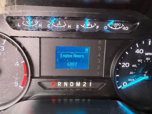 Used 2019 Ford F250 XL w/ Power Equipment Group AWD/4WD image 32