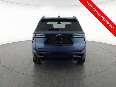 Used 2024 Chevrolet Traverse RS image 5