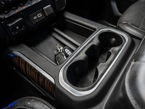 Used 2020 GMC Sierra 1500 Denali w/ Technology Package image 23