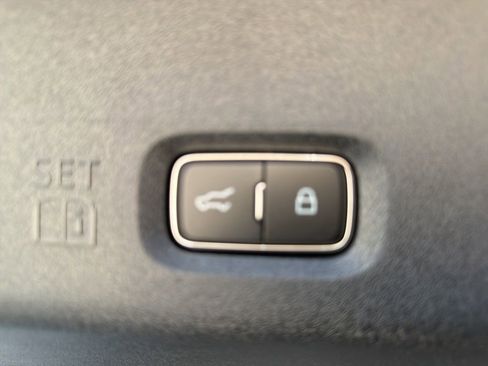 New 2026 Ford Expedition Active AWD/4WD image 17