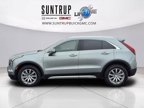 Used 2023 Cadillac XT4 Premium Luxury image 25