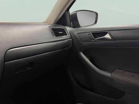 Used 2012 Volkswagen Jetta Sedan FWD image 30