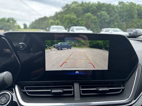 New 2026 Chevrolet Trax ACTIV w/ Driver Confidence Package FWD image 17