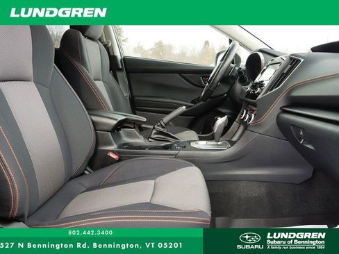 Used 2023 Subaru Crosstrek 2.0i Premium image 9